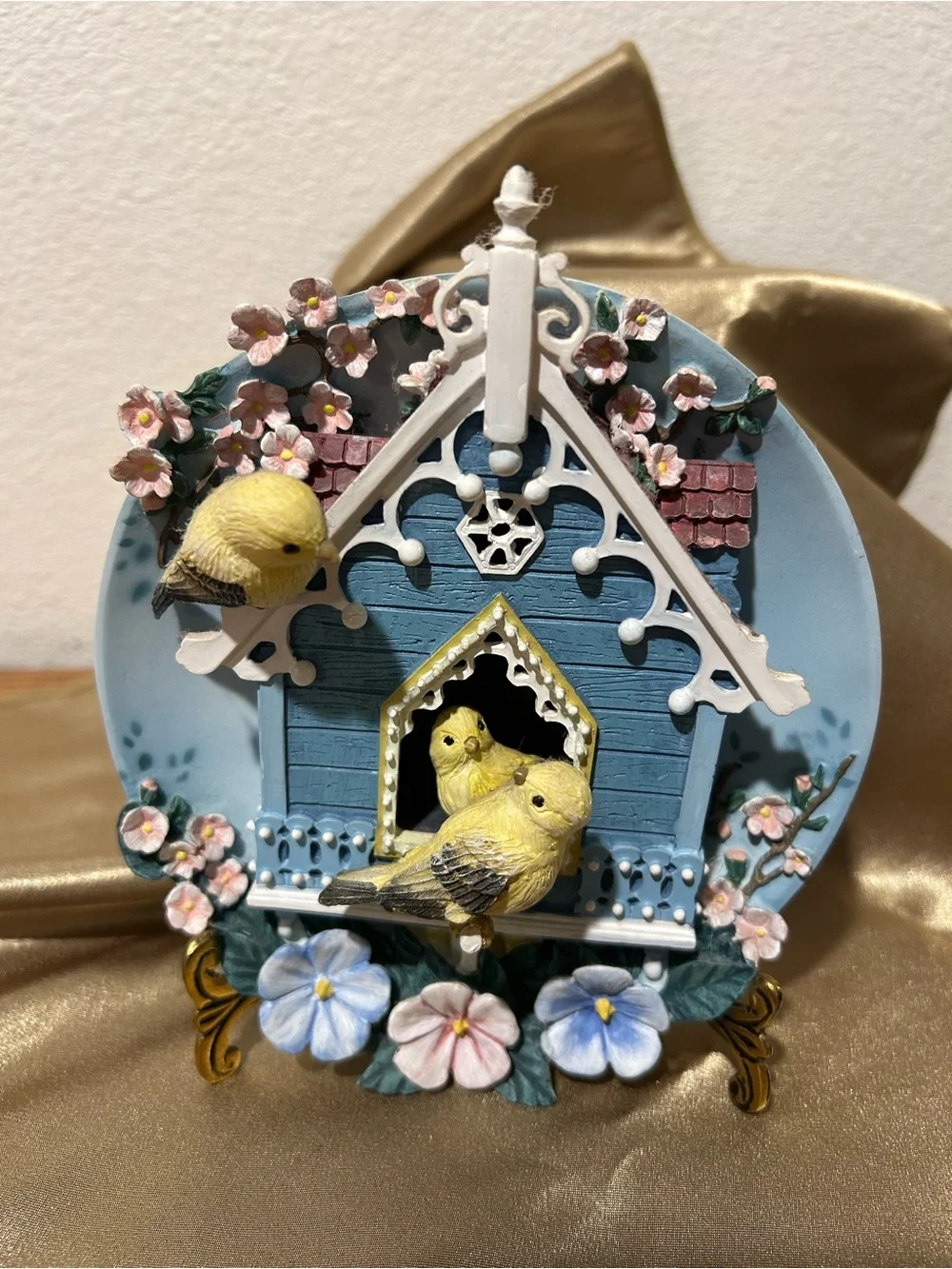 The Bradford Exchange Vintage Blue Birdhouse Plaque with Yellow Songbirds